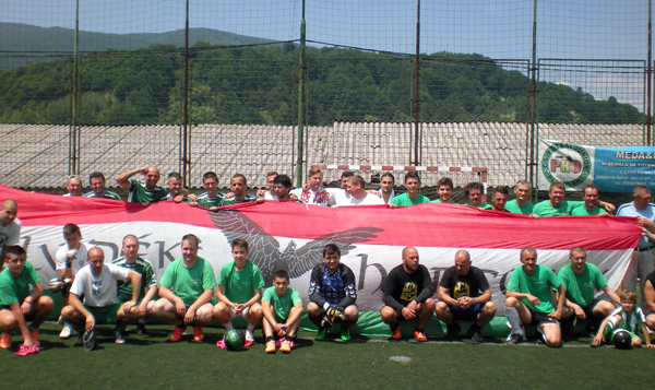 Helyi magyarok, fradisták és felvidéki vendégek a nemzeti összetartást szolgáló Sztrázsa-focikupán