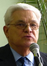 Kötő József