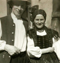 Juhos Mihály, Szék